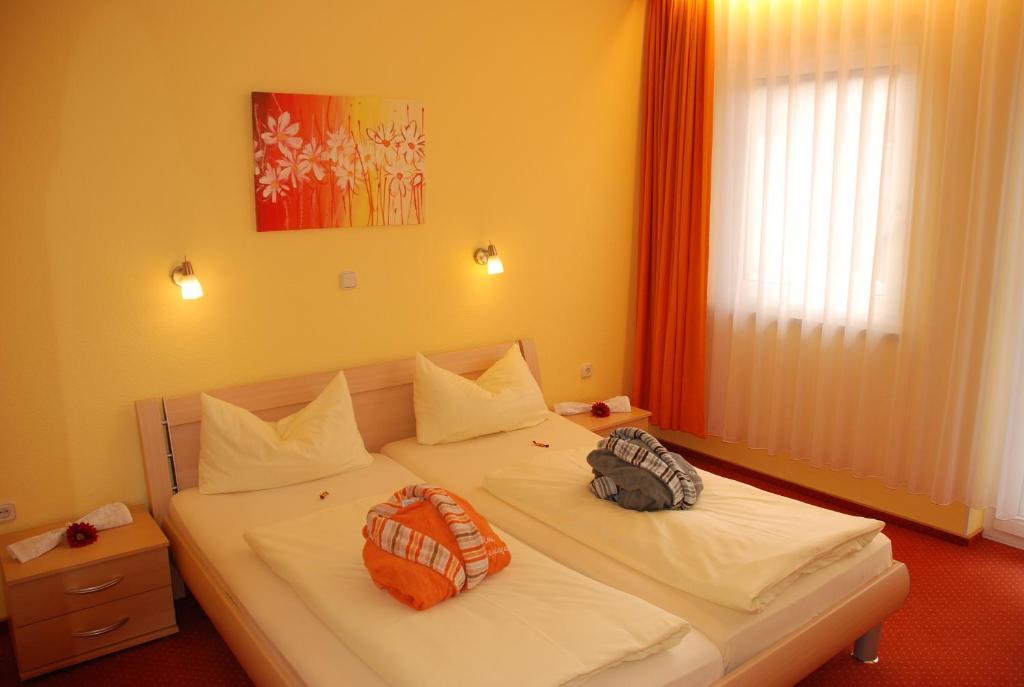 Hotel Heissinger Bad Berneck im Fichtelgebirge Phòng bức ảnh